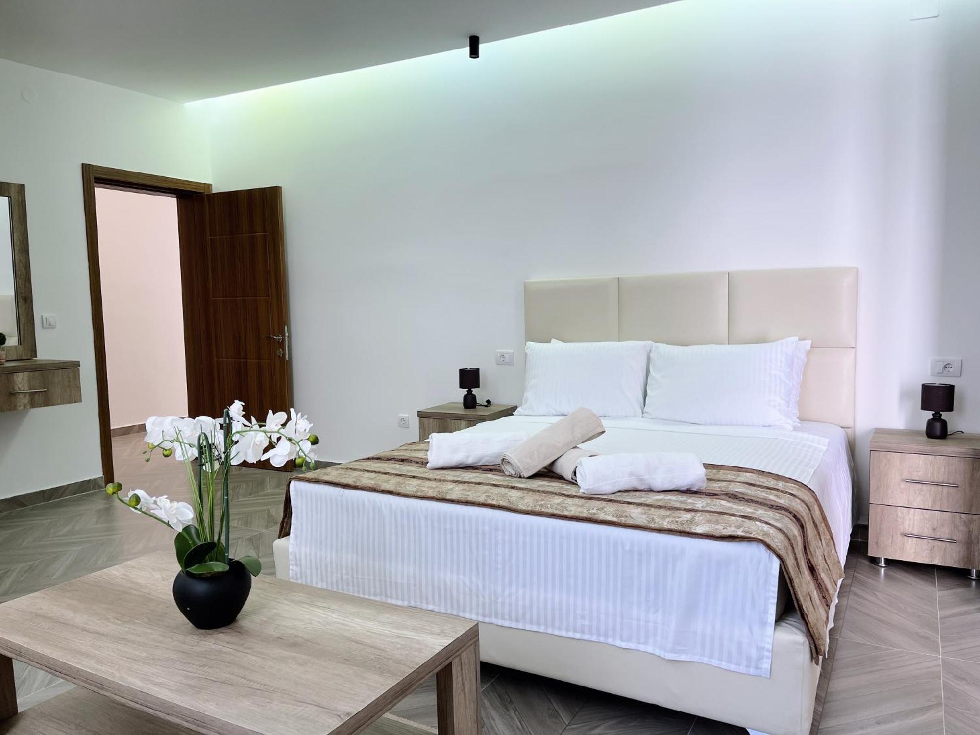 Guest House Koliqi - Hotel & Apartments Ulcinj Exterior foto